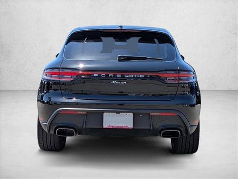 Used 2024 Porsche Macan AWD/4WD image 7