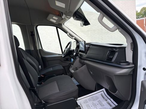 Used 2022 Ford Transit 350 XLT RWD image 11