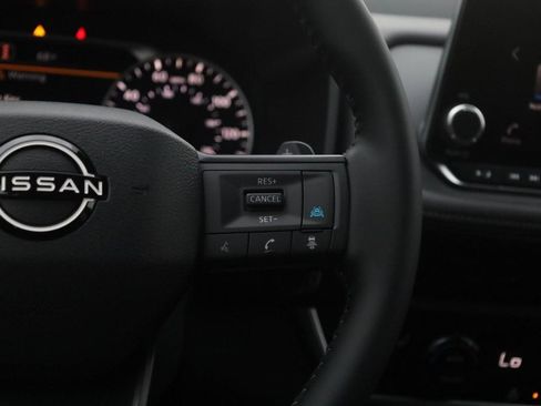 New 2026 Nissan Rogue SV AWD/4WD image 9