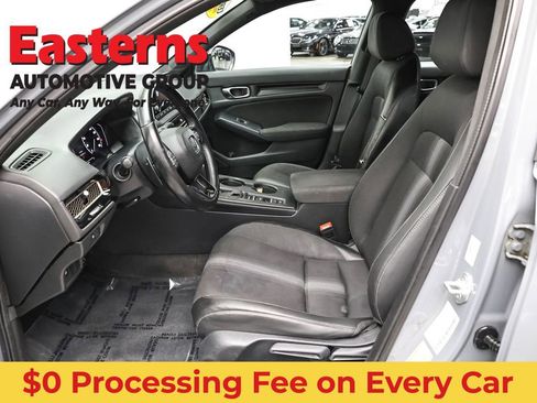 Used 2025 Honda Civic Sport image 14