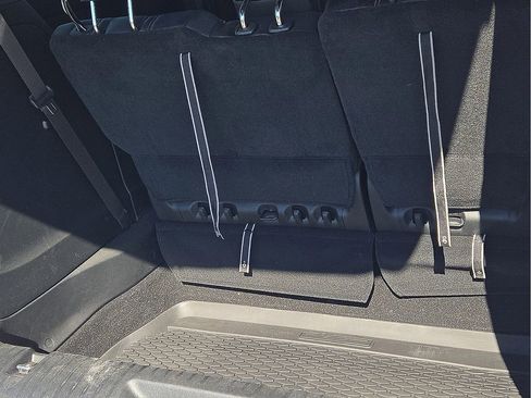 New 2026 Chrysler Pacifica Select image 8