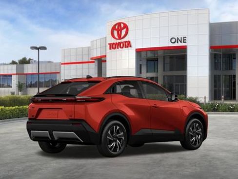 New 2026 Toyota C-HR AWD/4WD image 13