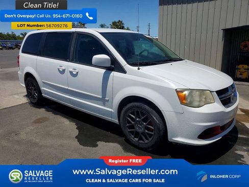 Used 2014 Dodge Grand Caravan SXT w/ Rear Park Assist Package FWD image 5