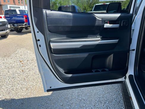 Used 2015 Toyota Tundra Limited w/ TRD Off Road Package image 15