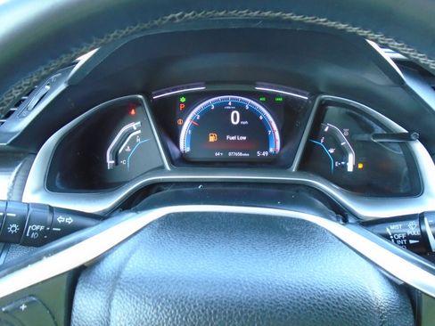 Used 2020 Honda Civic EX image 12