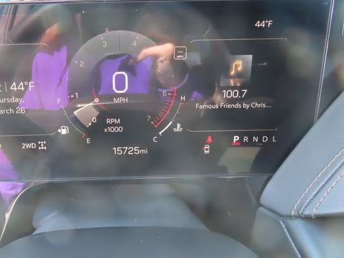 Used 2025 GMC Yukon AT4 w/ AT4 Premium Plus Package AWD/4WD image 21