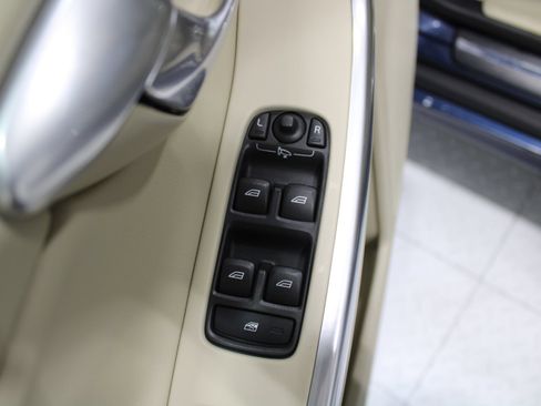 Used 2015 Volvo XC60 T6 Platinum AWD/4WD image 44