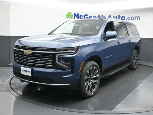 New 2025 Chevrolet Suburban High Country image 20