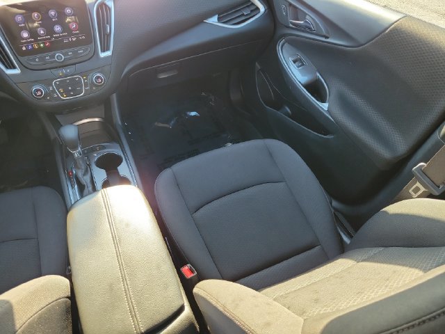 Used 2024 Chevrolet Malibu LT FWD image 15