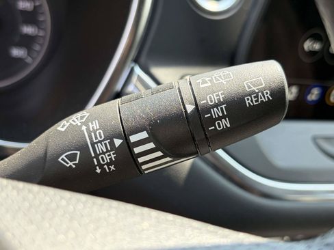 Used 2023 Chevrolet Blazer LT w/ Convenience Package FWD image 19
