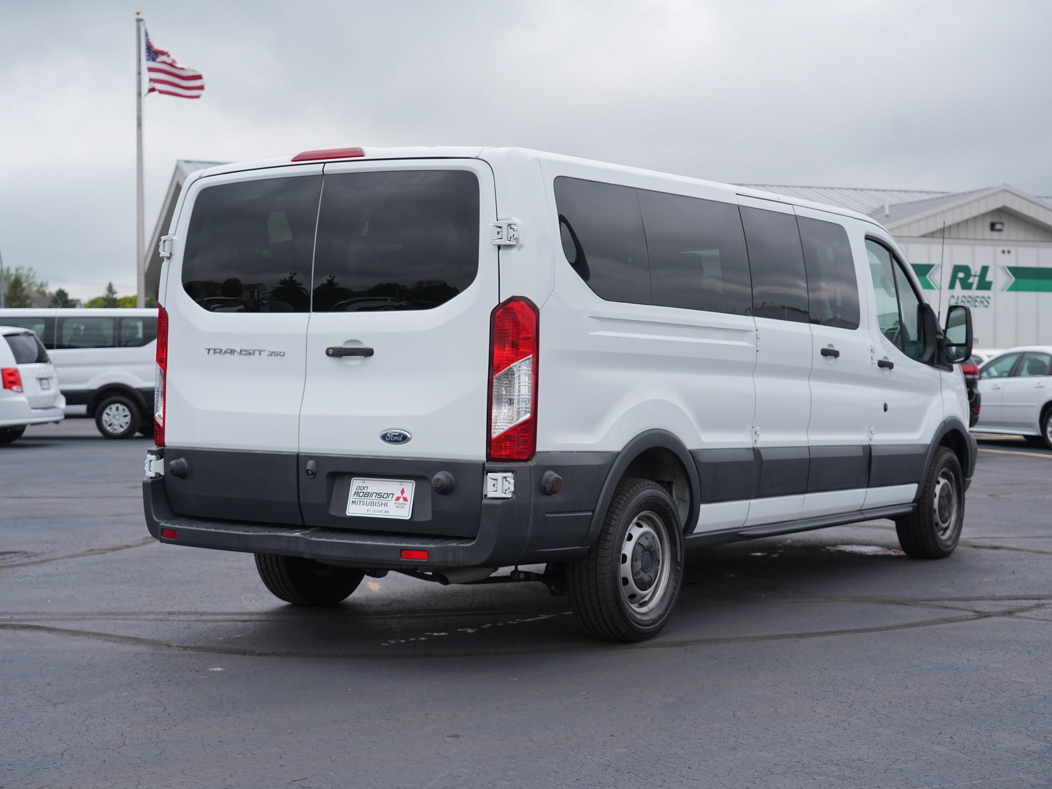 Used 2018 Ford Transit 350 XL RWD image 3