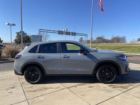 New 2026 Honda HR-V Sport image 12