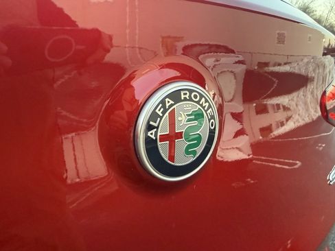 Used 2022 Alfa Romeo Stelvio Quadrifoglio w/ Active Assist Plus Package image 26