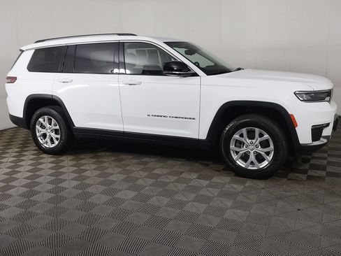 Used 2023 Jeep Grand Cherokee L Limited AWD/4WD image 20