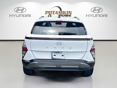 Used 2024 Hyundai Kona Limited FWD image 6