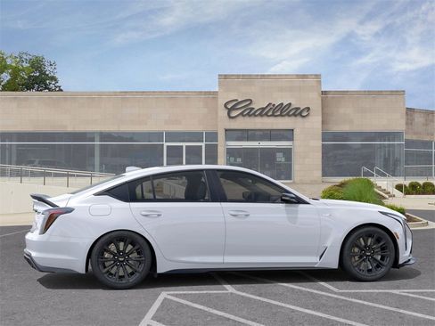 New 2026 Cadillac CT5 V Blackwing image 5