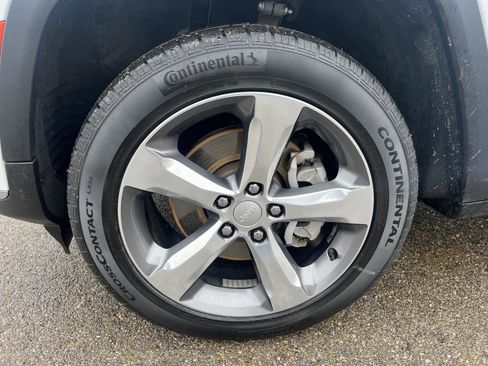 Used 2021 Jeep Grand Cherokee L Limited image 36