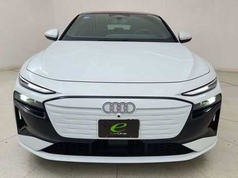 Used 2025 Audi A6 e-tron Premium w/ Convenience Package image 13