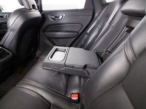 Used 2021 Volvo XC60 T5 Inscription w/ Protection Package Premier AWD/4WD image 22
