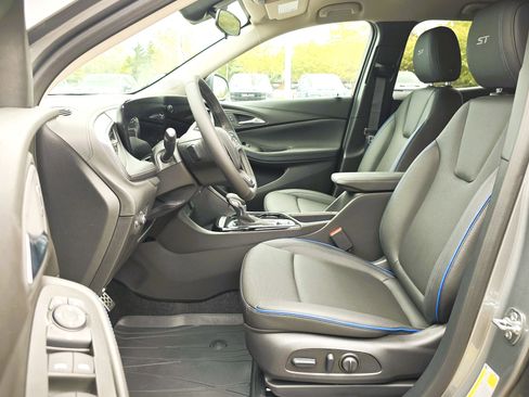 New 2026 Buick Encore GX Sport Touring w/ Advanced Technology Package image 9