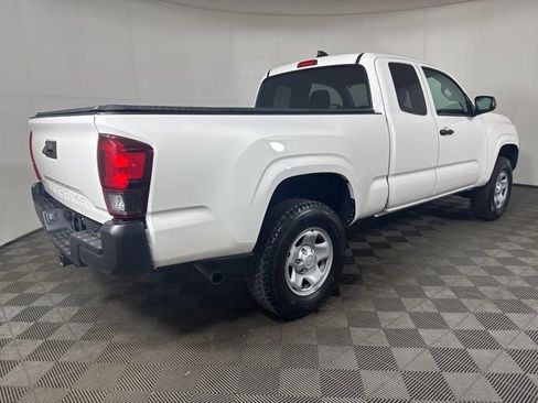Used 2021 Toyota Tacoma SR image 3
