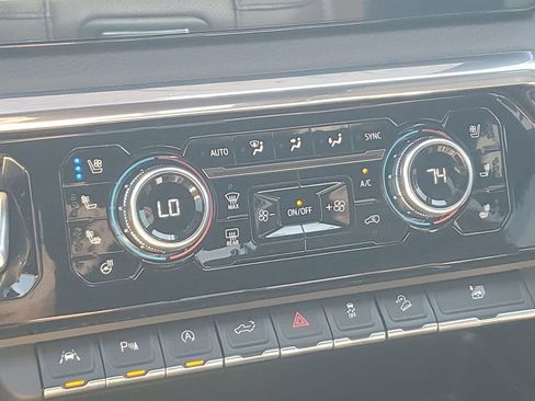 Used 2024 GMC Sierra 1500 Denali image 34