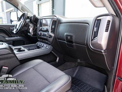 Used 2015 GMC Sierra 2500 SLE w/ All-Terrain HD Package AWD/4WD image 23