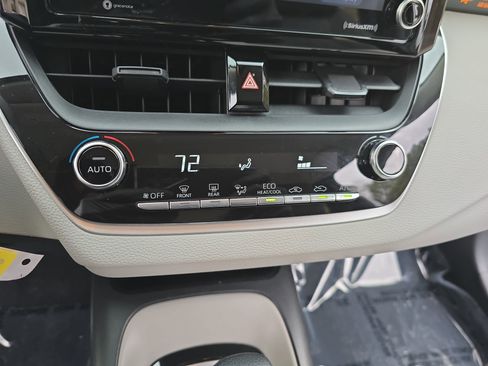 Certified 2022 Toyota Corolla LE image 23