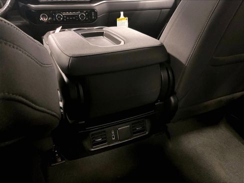 Used 2022 Chevrolet Silverado 1500 LT image 27