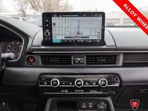 Used 2024 Honda Pilot Touring image 30