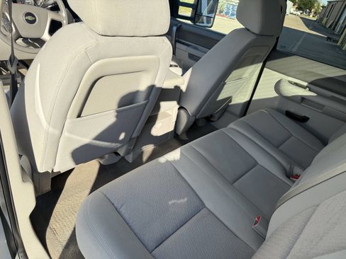Used 2013 Chevrolet Silverado 3500 LT w/ Convenience Package image 43