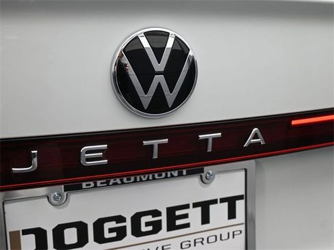 New 2026 Volkswagen Jetta SE image 29