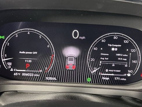 Used 2025 Acura MDX w/ Technology Package image 13