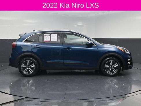 Used 2022 Kia Niro LXS FWD image 4