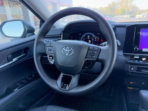 New 2026 Toyota Camry LE image 8