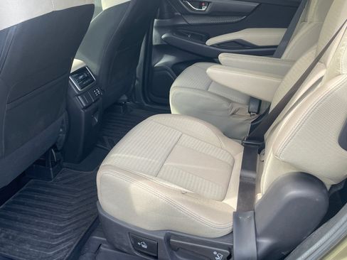 Used 2023 Subaru Ascent Premium w/ Convenience Package AWD/4WD image 21