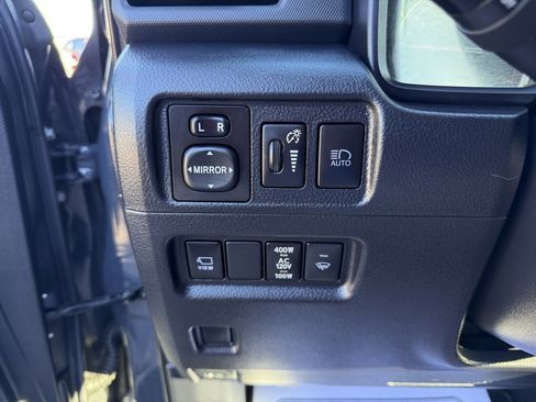 Used 2024 Toyota 4Runner Limited image 18