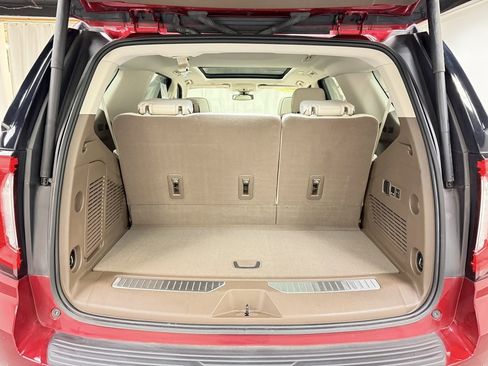Used 2022 GMC Yukon Denali w/ Max Trailering Package image 5