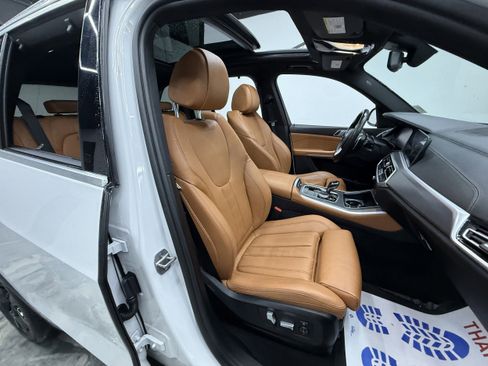 Used 2022 BMW X5 xDrive40i AWD/4WD image 25