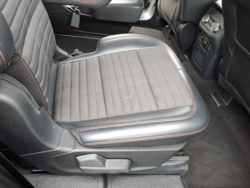 Used 2025 Ford Explorer ST-Line AWD/4WD image 18