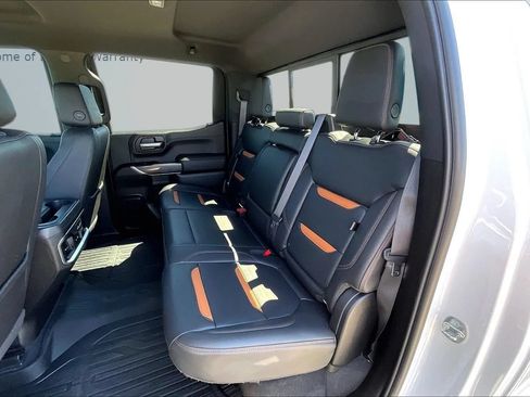 Used 2019 GMC Sierra 1500 AT4 w/ Off Road Performance Package AWD/4WD image 28