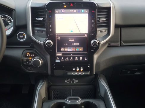 New 2026 RAM 1500 4x4 Crew Cab image 26