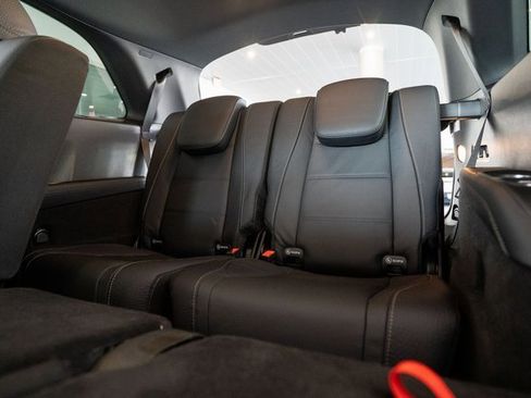 New 2026 Mercedes-Benz GLS 580 4MATIC image 39