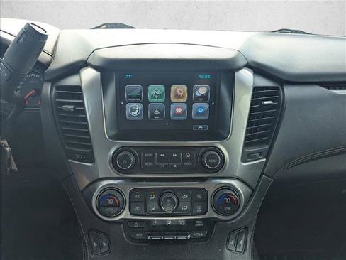 Used 2019 Chevrolet Suburban LT image 11