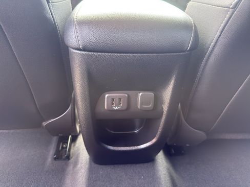 Used 2022 GMC Canyon Elevation w/ Elevation Premium Package AWD/4WD image 33