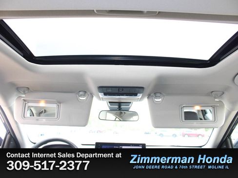 Used 2024 Nissan Altima 2.5 SV w/ SV Premium Package AWD/4WD image 9
