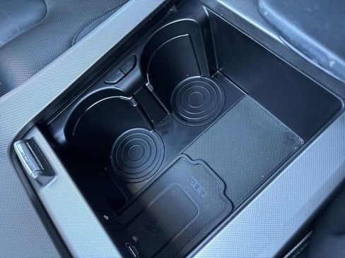 Used 2021 Hyundai Palisade Calligraphy image 17