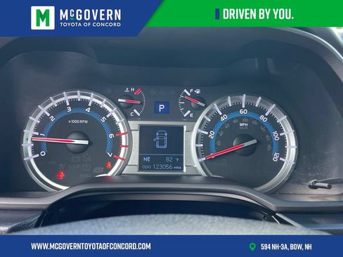 Used 2014 Toyota 4Runner SR5 AWD/4WD image 19