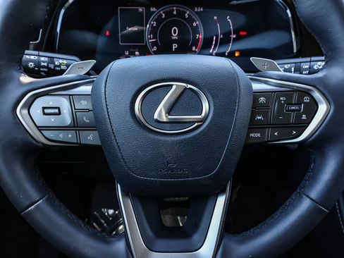 Used 2025 Lexus NX 250 FWD w/ Accessory Package (A2) image 25