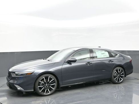 New 2025 Honda Accord Touring image 2
